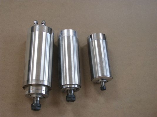 R11 CNC ξύλινη 1.5kw μηχανών δροσισμένη νερό φάση αξόνων 220V 1 μερών