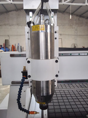 ξύλινος δροσισμένος νερό άξονας CNC μερών 6.5kw μηχανών 380V ER25 CNC